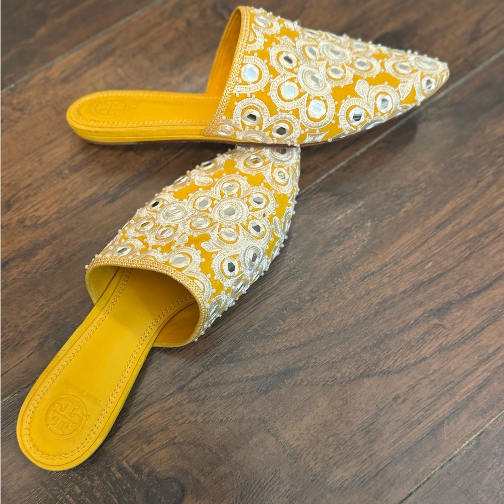 Tory Burch Elora Mirrored Pointed Toe Flat Slide Sandals - Picture 8 of 13